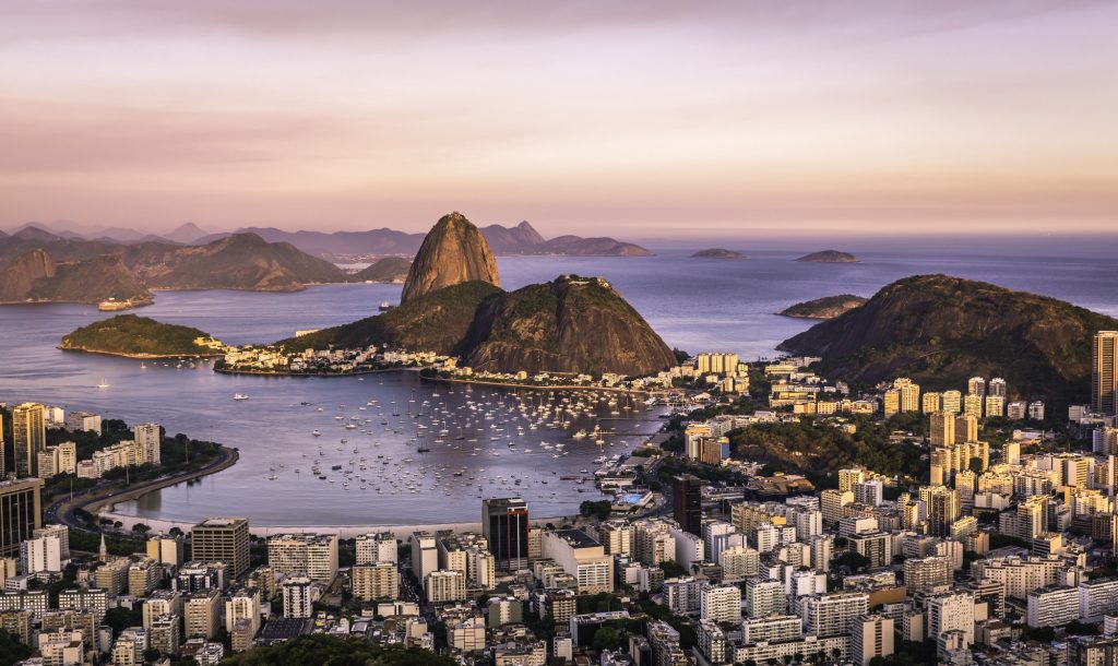 Coastal Brazil incarnate. Rio de Janeiro's Guanabara Bay and Sugarloaf Mountain. Image: Medium.